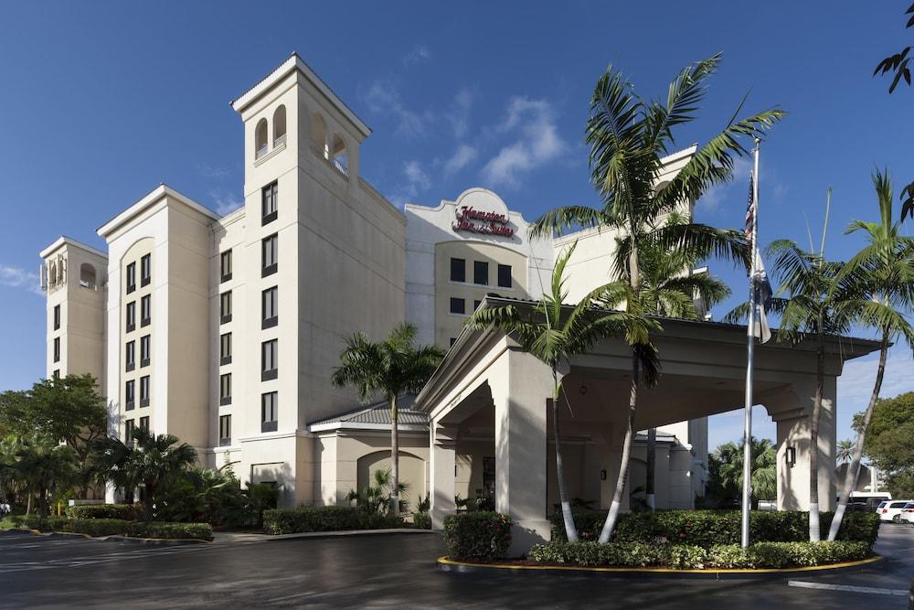 Hampton Inn & Suites Miami-Doral Dolphin Mall Exterior foto