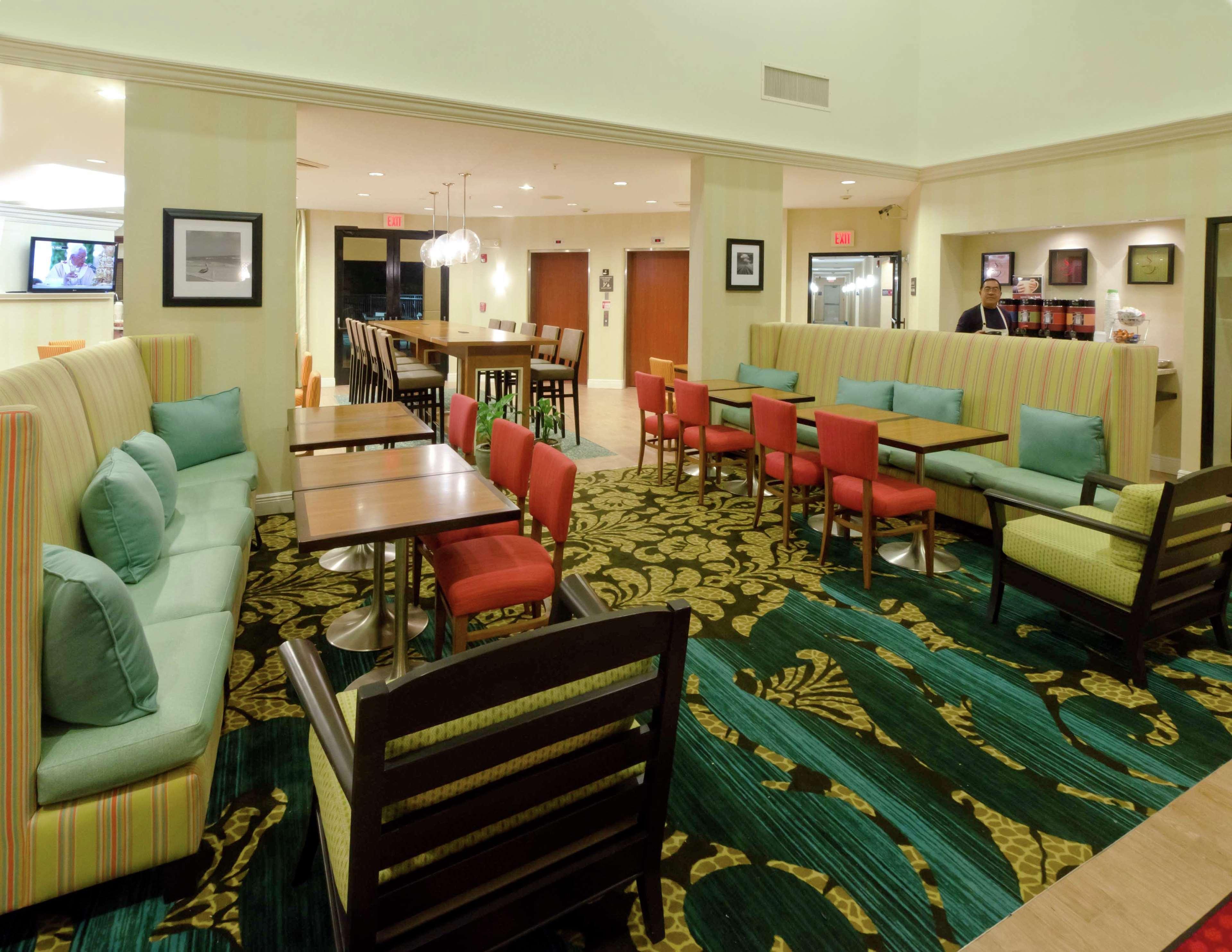 Hampton Inn & Suites Miami-Doral Dolphin Mall Exterior foto