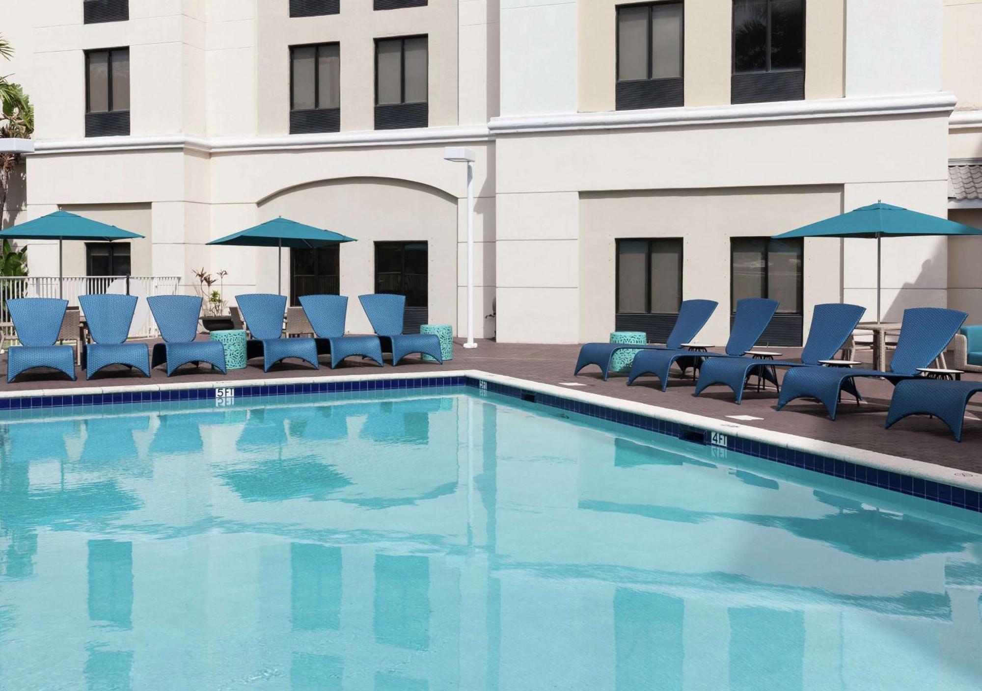 Hampton Inn & Suites Miami-Doral Dolphin Mall Exterior foto